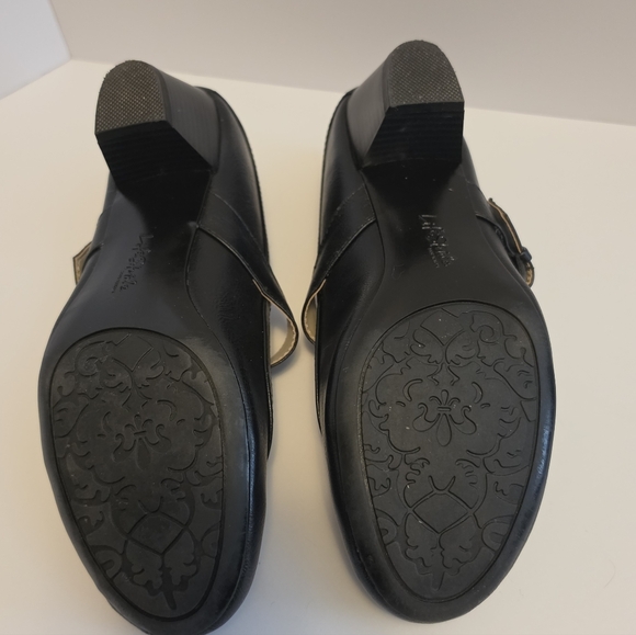 Life Stride Black Heeled Mary Janes - Picture 7 of 9